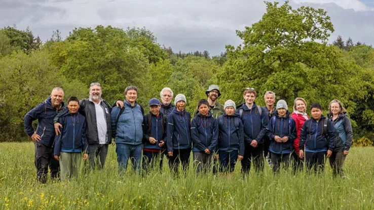 Groupe de jeunes Groenlandais qui découvrent l'Ille-et-Vilaine